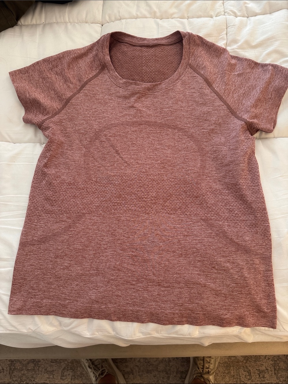 Lululemon SWIFLEY CROPPED Women’s Heathered Short-Sleeve Performance Top - Rose